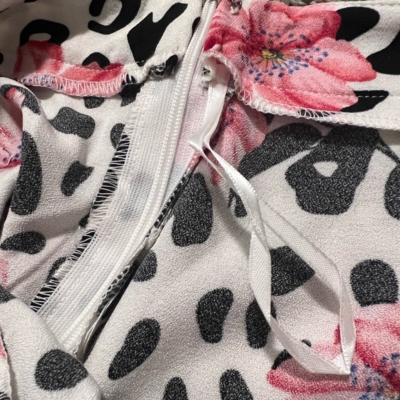 Leopard print Floral mini skirt - Picture 3 of 4